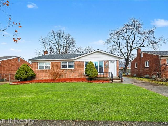 House for sale in Dearborn Heights, Michigan