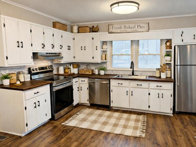 House for sale in Metropolis, Illinois