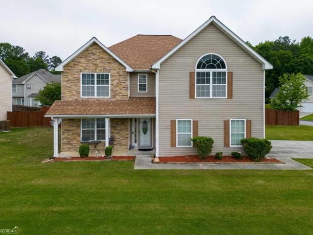 House for sale in Fairburn, Georgia