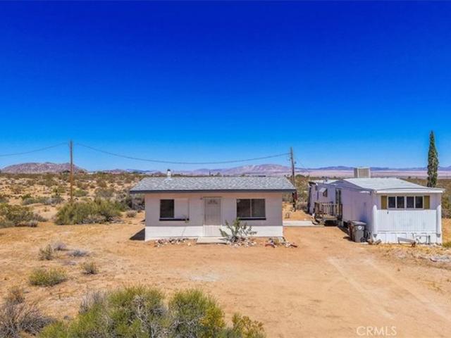 House for sale in Landers, California