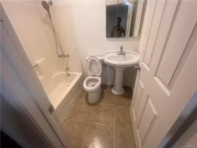 Condo for rent in Downey