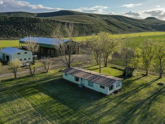 House for sale in Oregonia