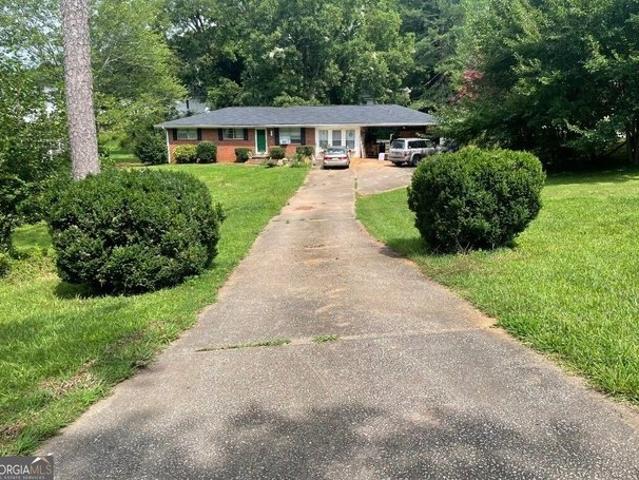 House for sale in Lula, Georgia
