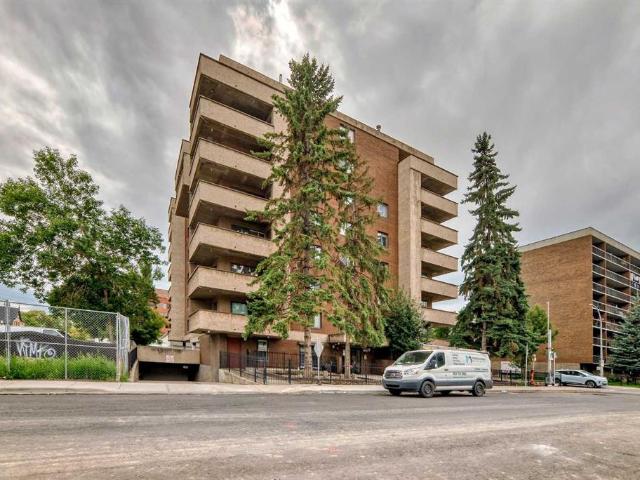 Apartment for sale in Calgary, Northwest