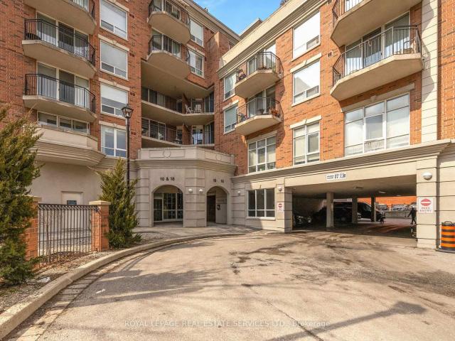 Condo for sale in Eglinton—Lawrence, Toronto