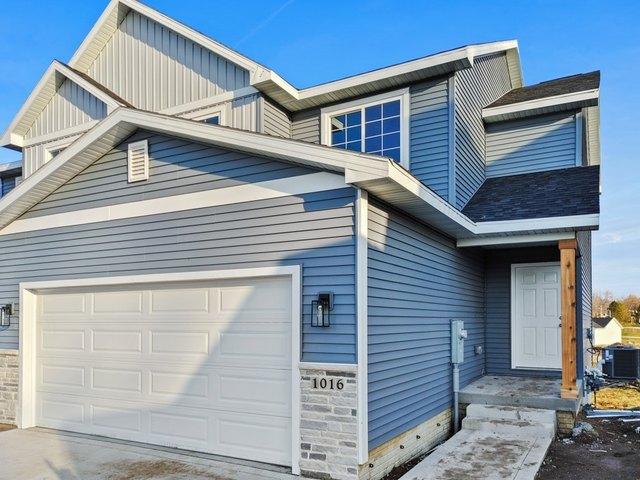 Townhouse for sale in Woodward, Iowa