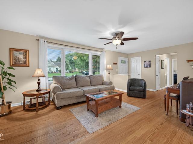 House for sale in Medinah, Illinois