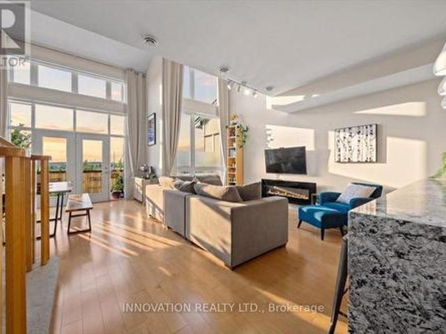 Townhouse for sale in Summerhill Village, Ottawa