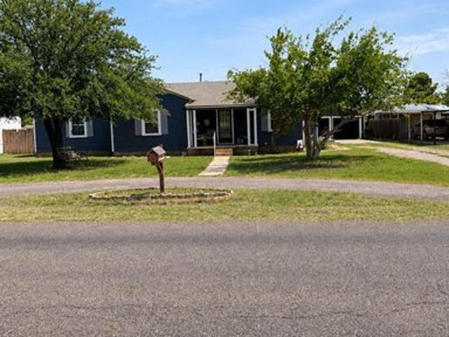 House for sale in Crane, Texas