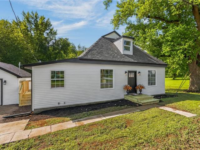 House for sale in Easton, Buchanan County