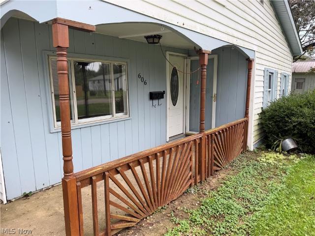 House for sale in Uhrichsville, Ohio