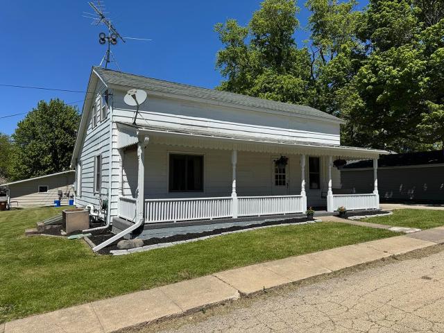 House for sale in Mount Carroll, Illinois