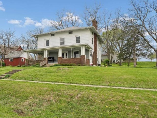 House for sale in Lynnville, Iowa