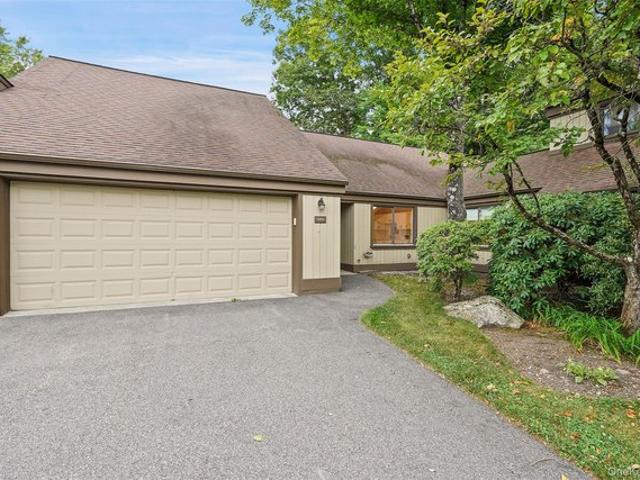 Condo for sale in Amawalk, New York