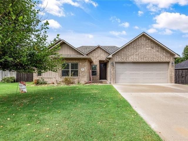 House for sale in Ark