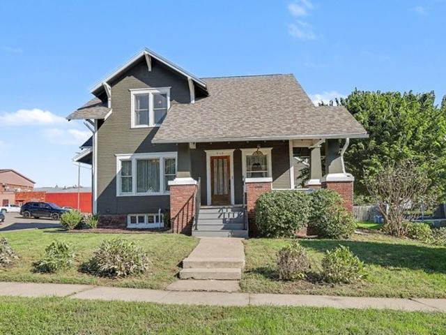 House for sale in Pella, Marion County