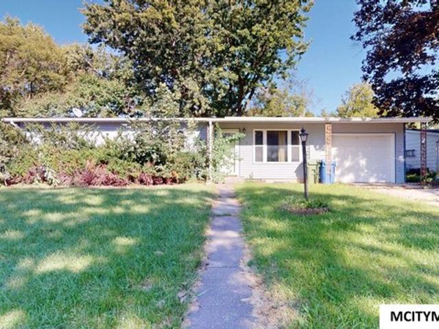 House for sale in Charles City, Iowa