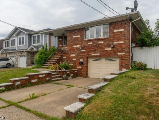 House for sale in Linden, New Jersey