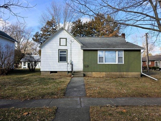 House for sale in Whiteside, Illinois