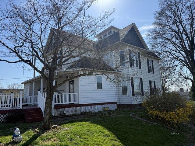House for sale in Racine, Ohio
