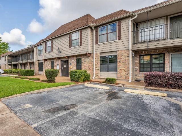 Condo for sale in Harris, Texas