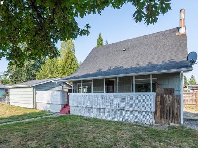 House for sale in Kelso, Washington