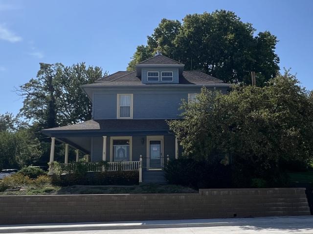 Commercial for sale in Le Claire, Iowa