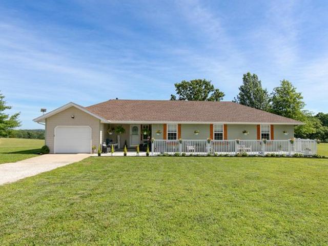 House for sale in Bois D Arc, Missouri