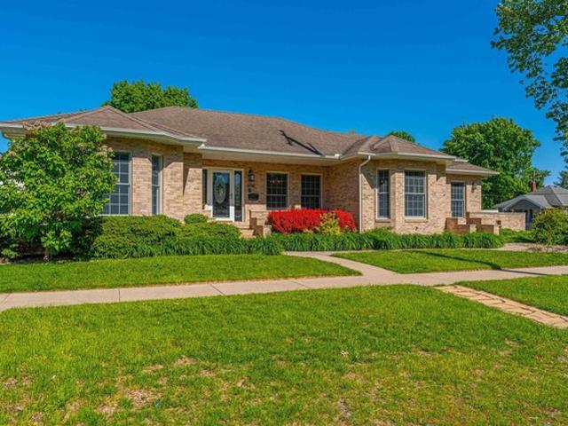 House for sale in Clinton, Illinois