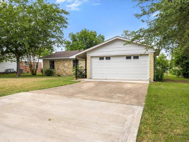 House for sale in Glen Rose, Texas