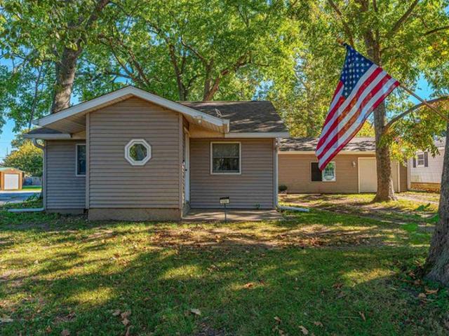 House for sale in Lincoln, Logan County