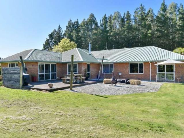Property for sale in West Eyreton, Waimakariri District