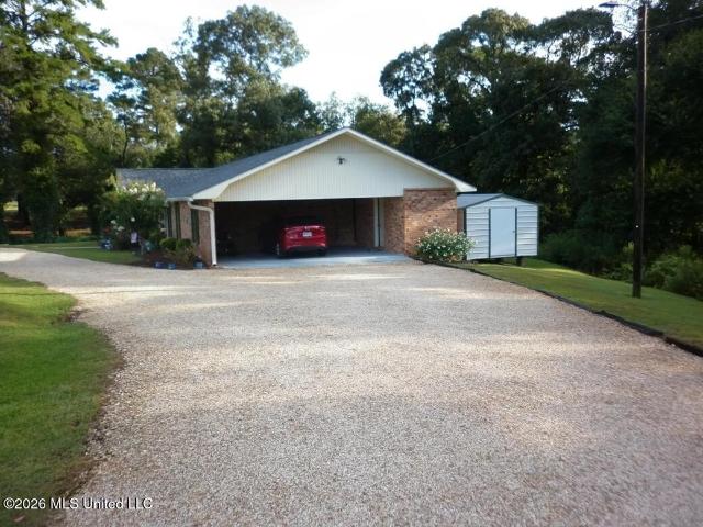 House for sale in Columbia, Mississippi