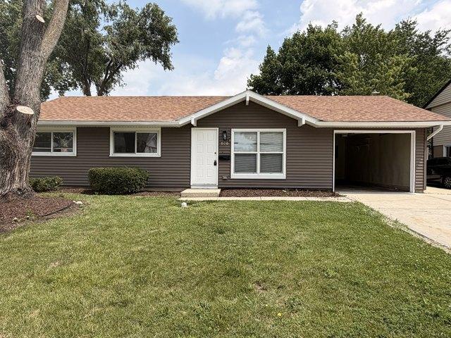 House for sale in Streamwood, Illinois