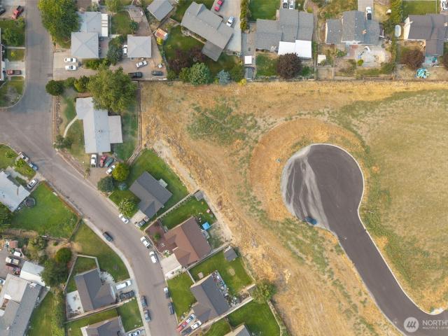 Land for sale in Grandview, Washington