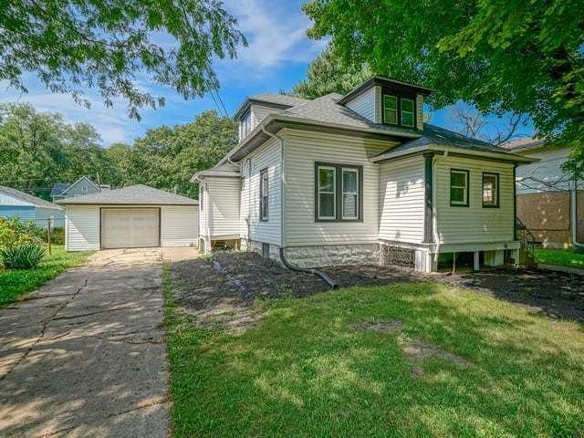 House for sale in Oregon, Illinois