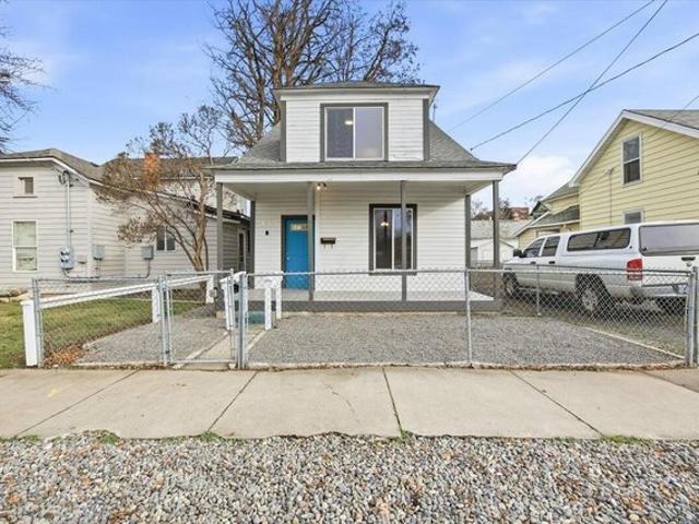 House for sale in Oregonia