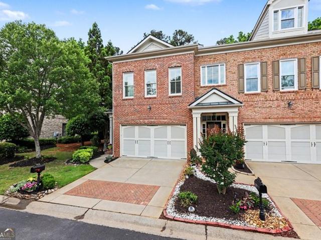 Townhouse for sale in Johns Creek, Georgia