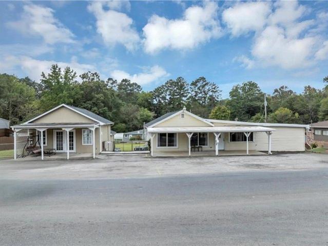 House for sale in Acworth, Cobb County