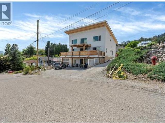 House for sale in Peachland, British Columbia