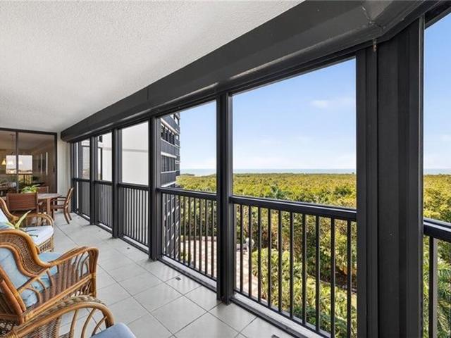 Condo for sale in Naples, Florida