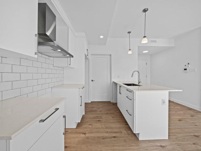 Apartment for rent in Brompton–Rock Forest–Saint-Élie–Deauville, Sherbrooke