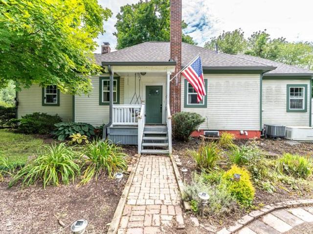 House for sale in Galena, Ohio