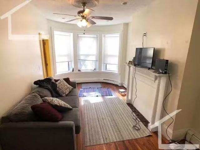 Condo for rent in Boston