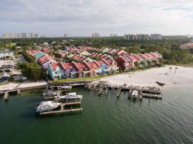 Townhouse for sale in Pensacola, Florida