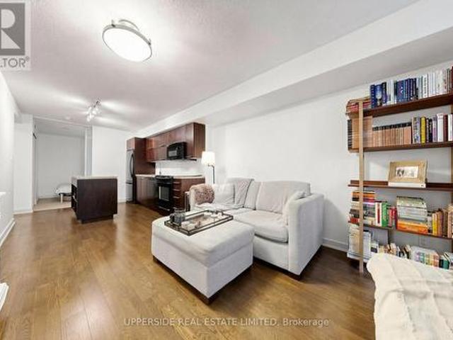 Condo for sale in Spadina—Fort York, Toronto