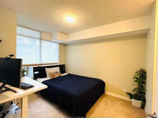 House for rent in Toronto Centre, Toronto
