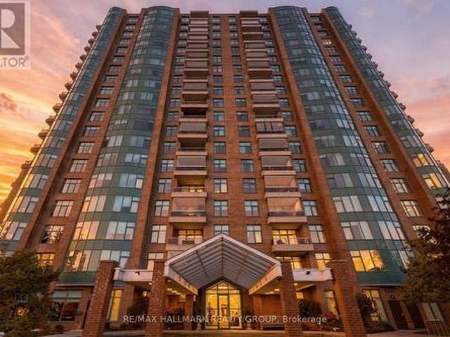 Condo for sale in River, Ottawa