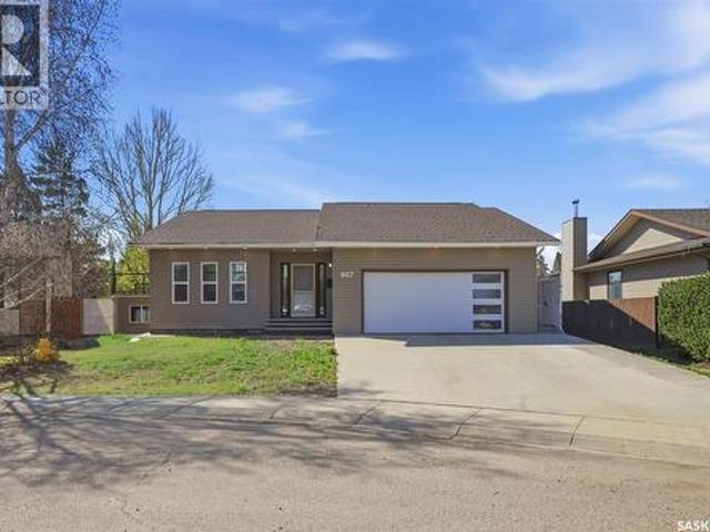 House for sale in Saskatoon, Saskatchewan