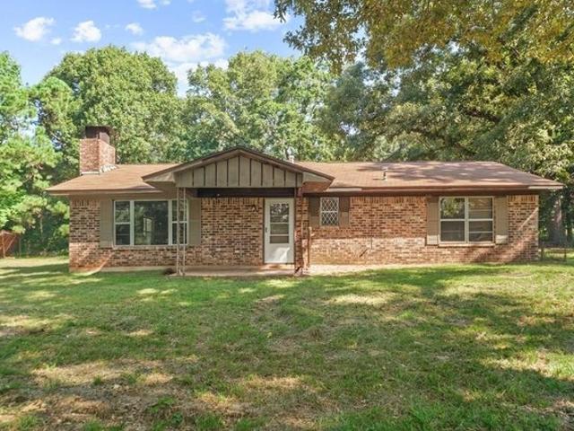 House for sale in Elkhart, Texas